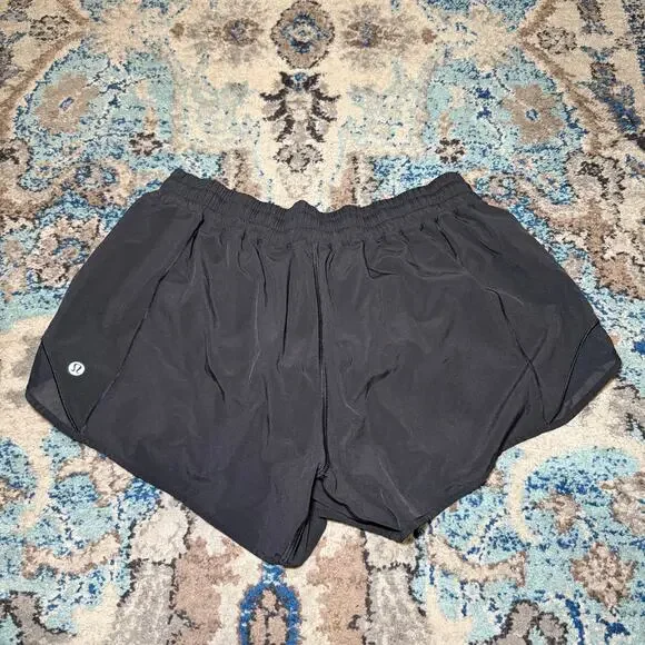 Lululemon Hotty Hot Short II - Picture 1 of 4